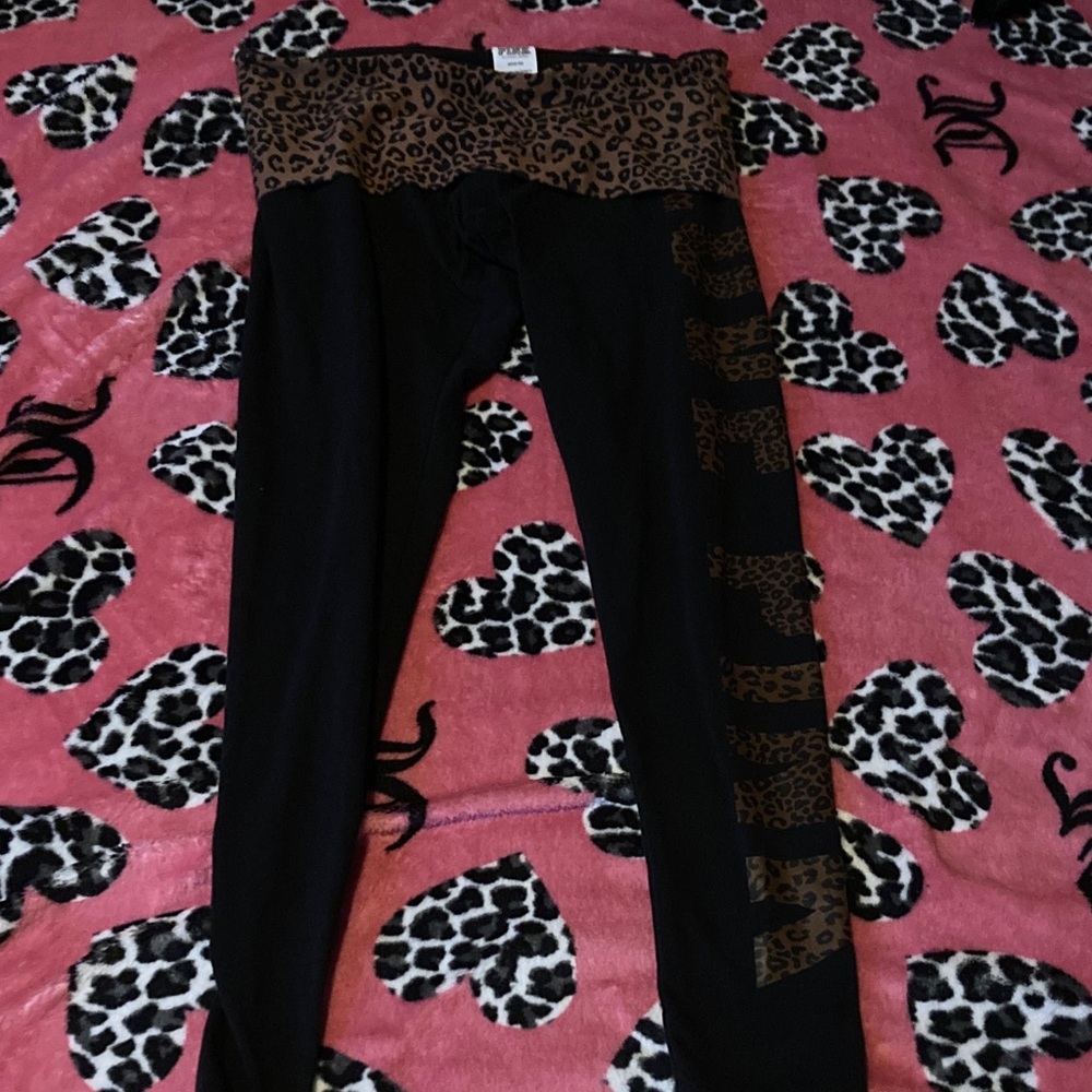 (PRICE DROP)PINK Victoria's Secret Black And Cheetah Print Fold Over Leggings